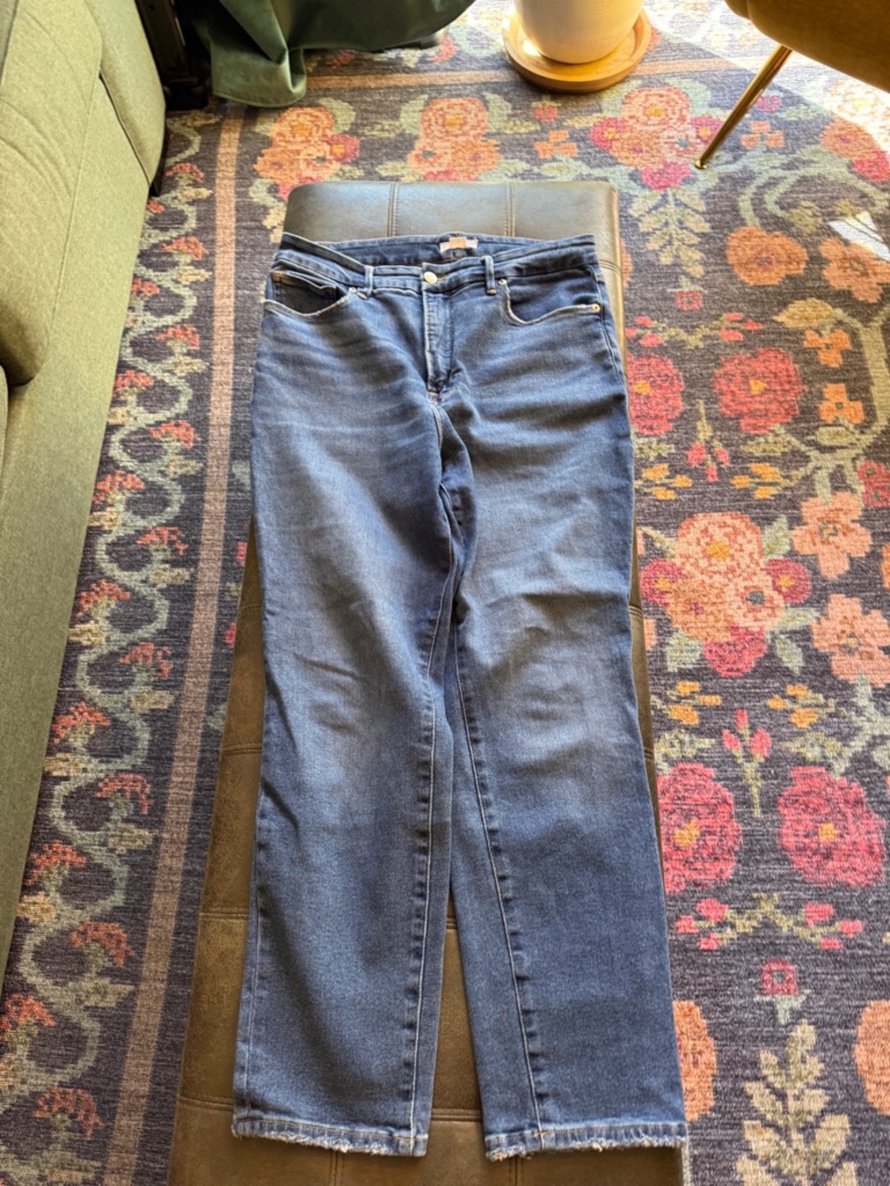 Good American Classic Slim Straight Jeans in Indigo